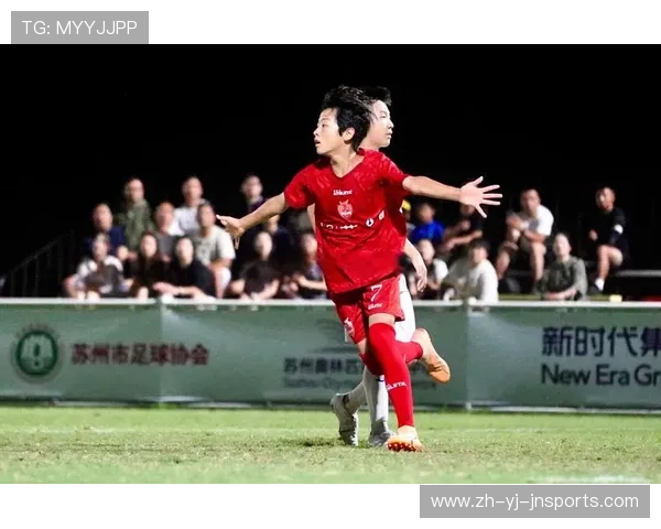 足球赛事中的跨国合作与全球发展